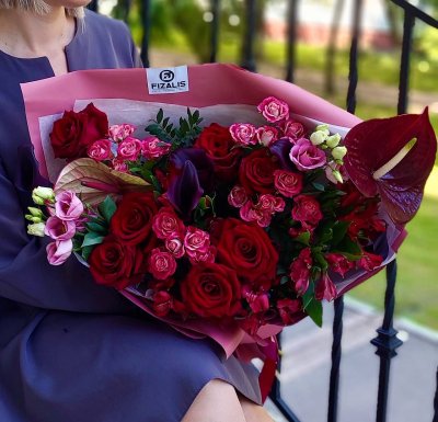 Цветы в Брянске, заказать цветы с доставкой на дом | Fizalis Flowers